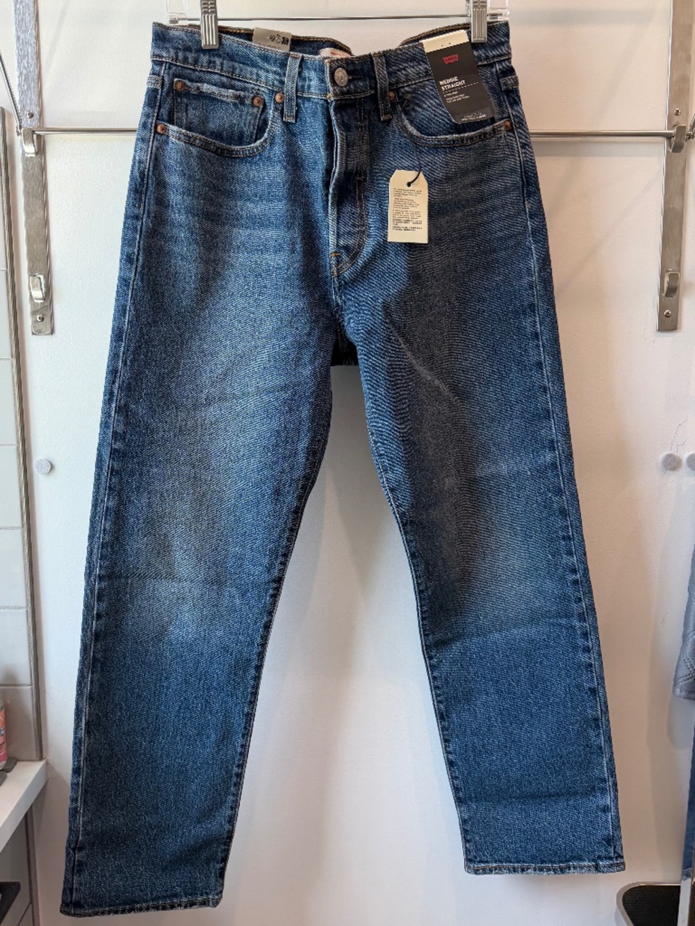 Levi's Wedgie Straight Women's 30 x 28 NWT